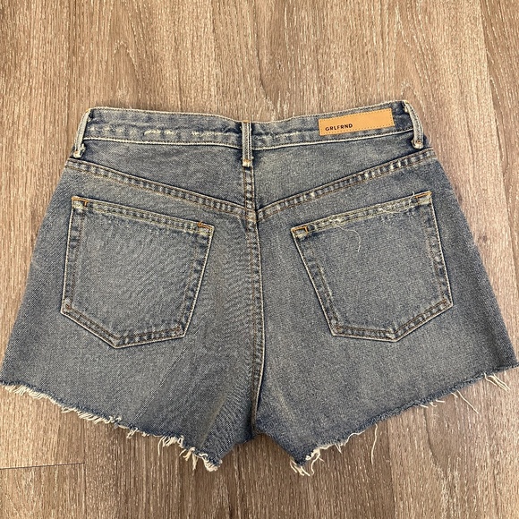 GRLFRND Cindy Short in Love Grows - Picture 4 of 6